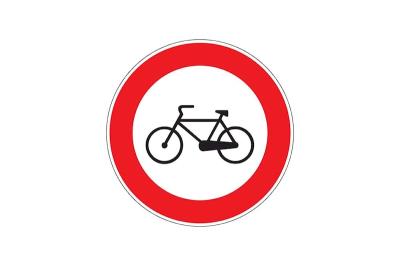 Segnale stradale: "Divieto di accesso ai velocipedi".